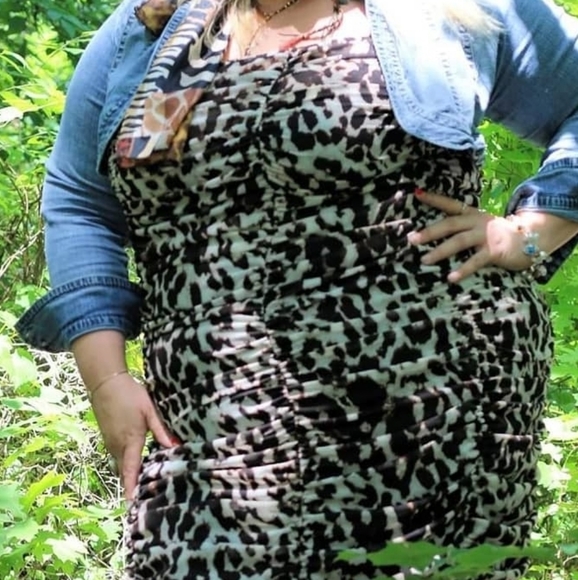 Plus Size Leopard sheer strappy dress - Picture 2 of 3